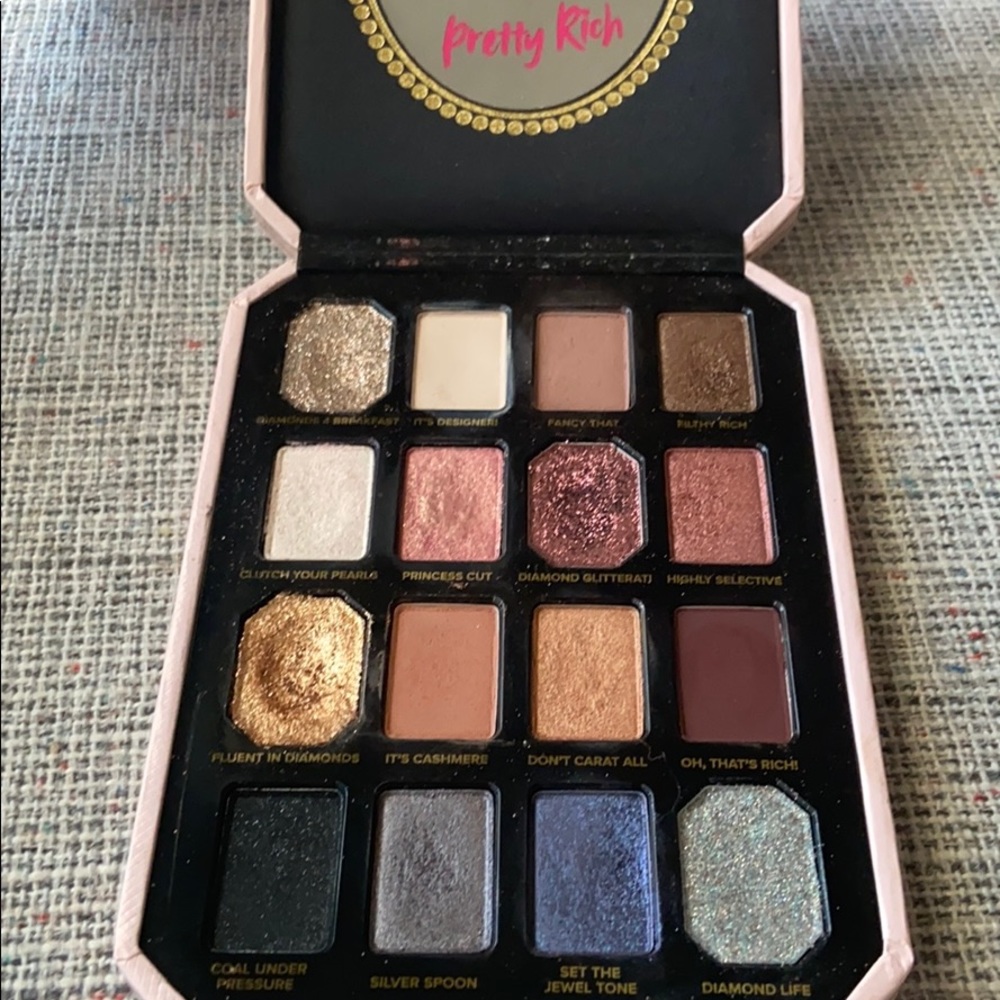 TooFaced Eyeshadow